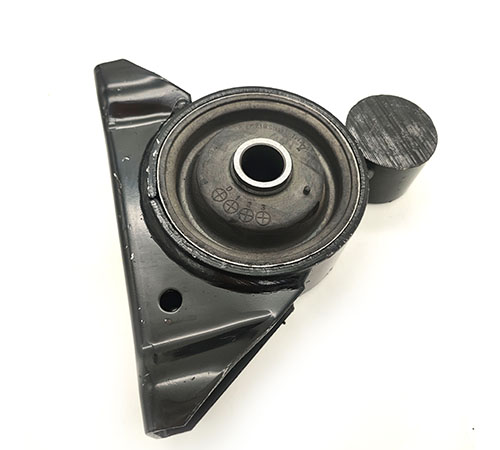 Подушка двигателя передняя MT AMC 11D230012