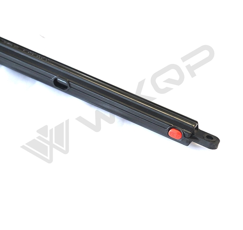 Амортизатор капота в чехле WXQP 371533