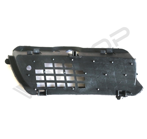Решетка бампера L WXQP 372725
