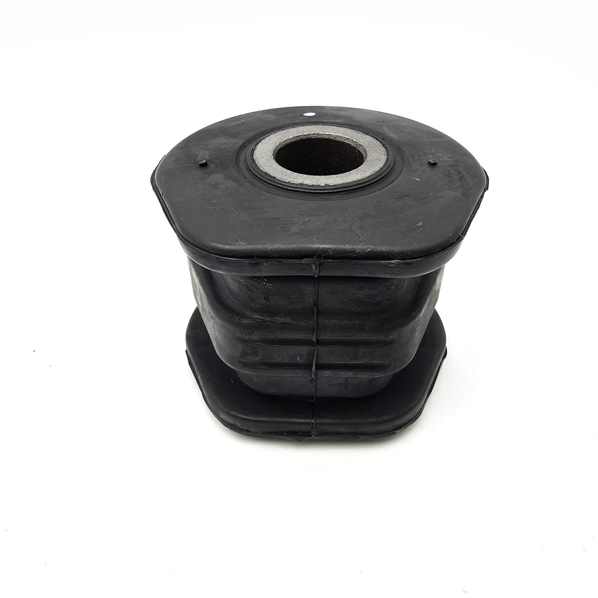 Сайлентблок рычага переднего задний (прз) нижний TMG 4890115191672