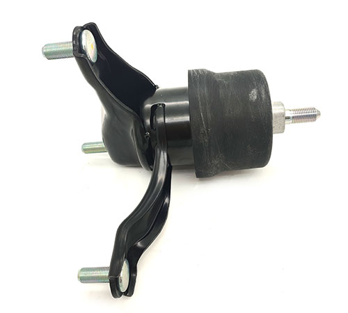 Подушка двигателя R  SRR OE REM-01036